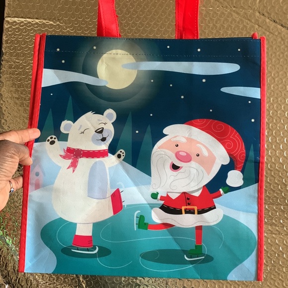 Holiday reusable shopping bags new never used in excellent condition Two bags - Picture 2 of 3